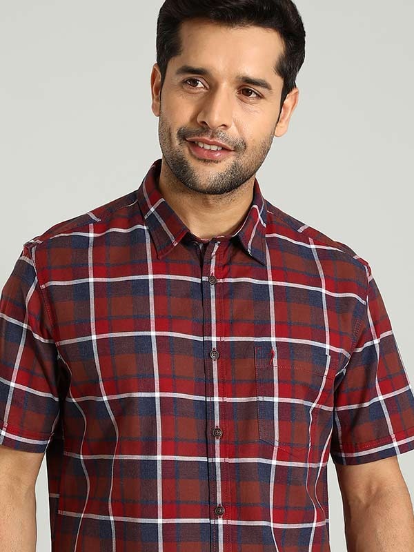 Indian Terrain Men's Regular Fit Half Sleeve Checkered Multicolor Shirt
